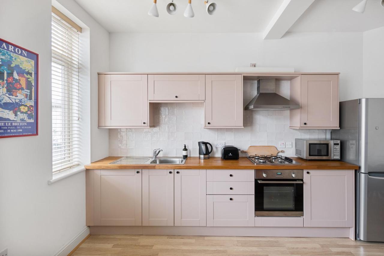 Albany By Black Door Stays Cardiff Exteriör bild
