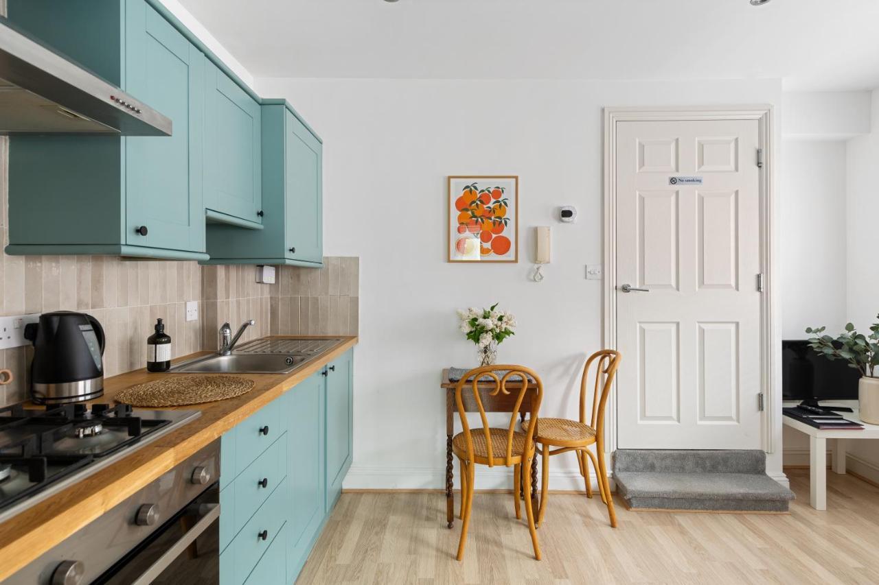 Albany By Black Door Stays Cardiff Exteriör bild